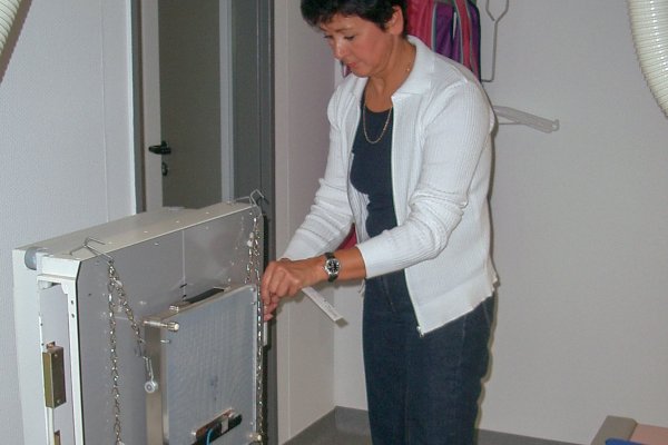 MSB prüft Röntgenaufnahmegerät